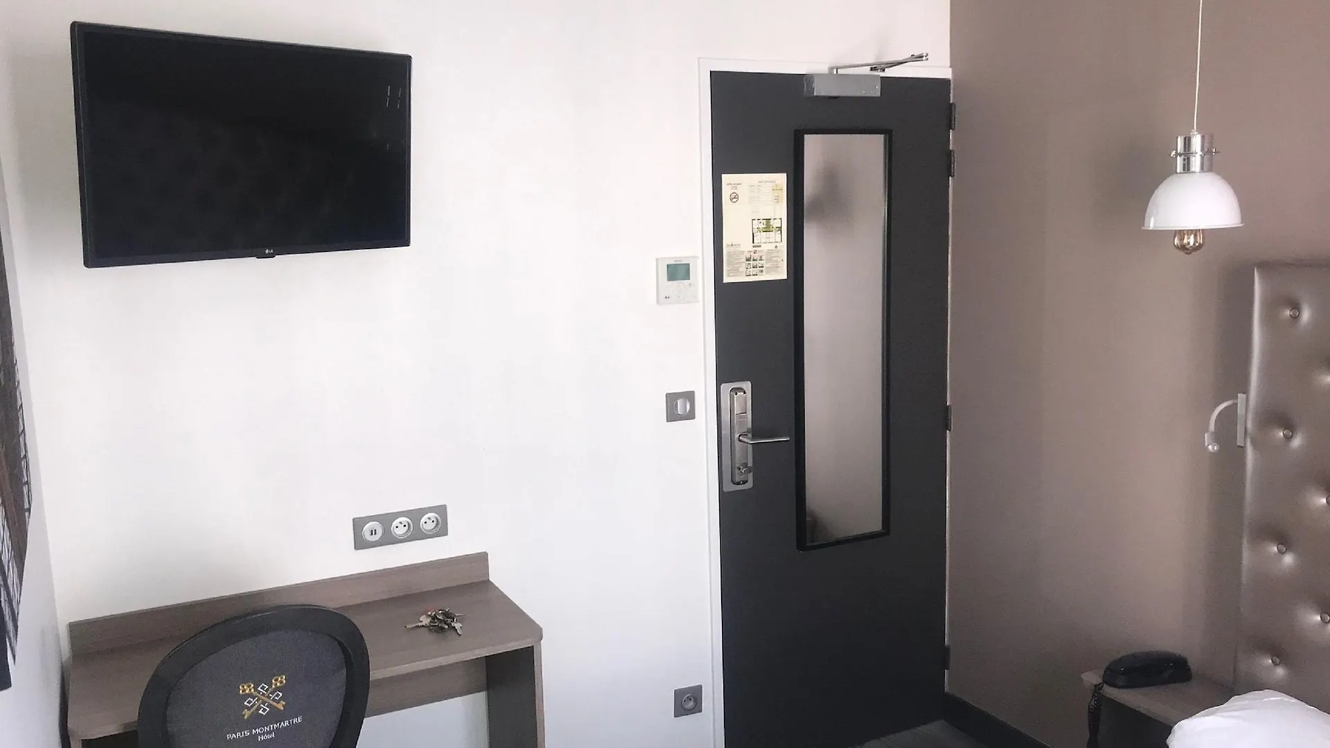 De Montmartre Hotell Paris