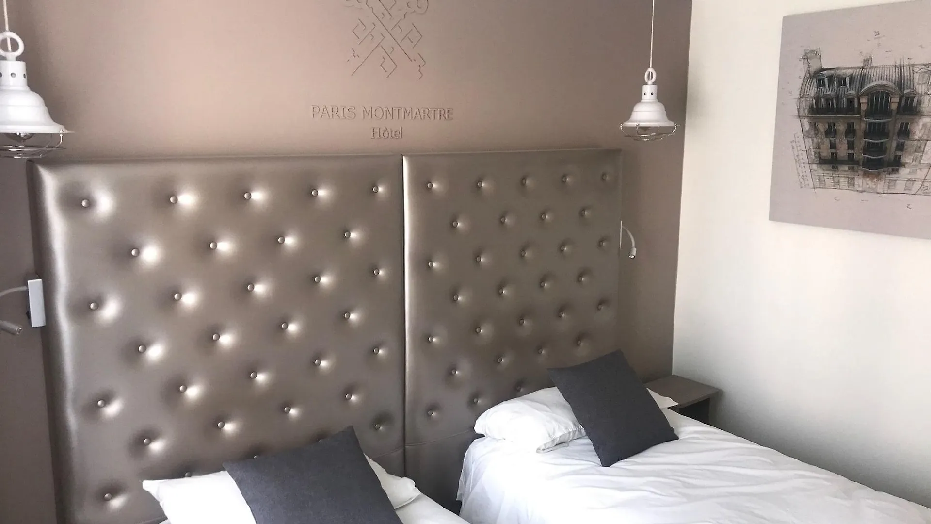 De Montmartre Hotell Paris