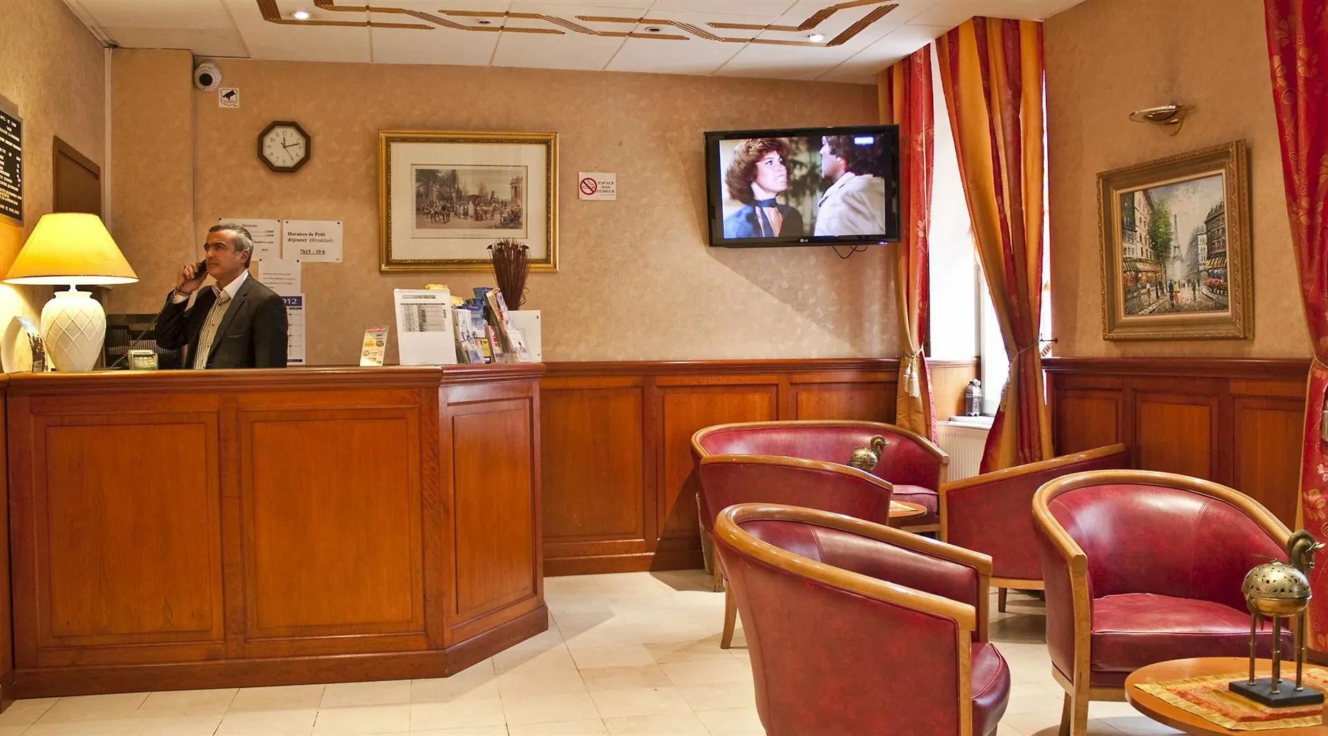 De Montmartre Hotell Paris